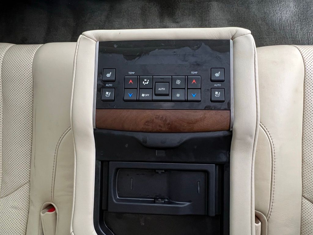 Thumbnail: 2016 Lexus LX - 22