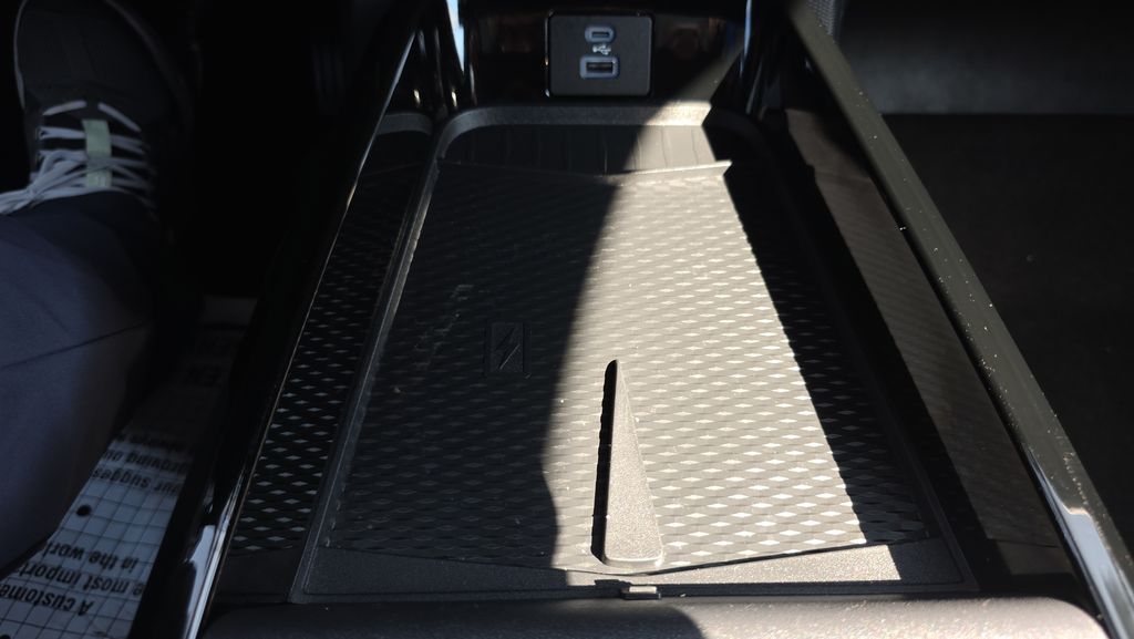 Certified Used 2022 Blue Ford Premium image 34