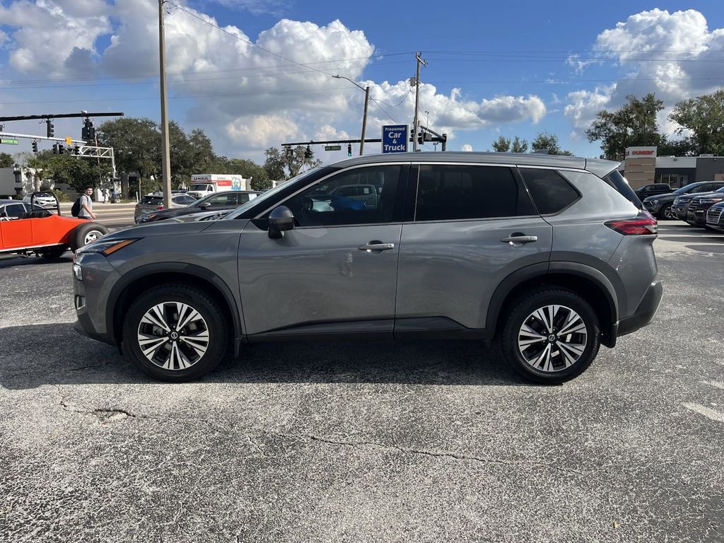 2021 Nissan Rogue SV 8