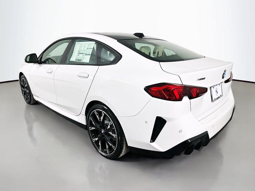 Thumbnail: 2026 BMW 2 Series - 7