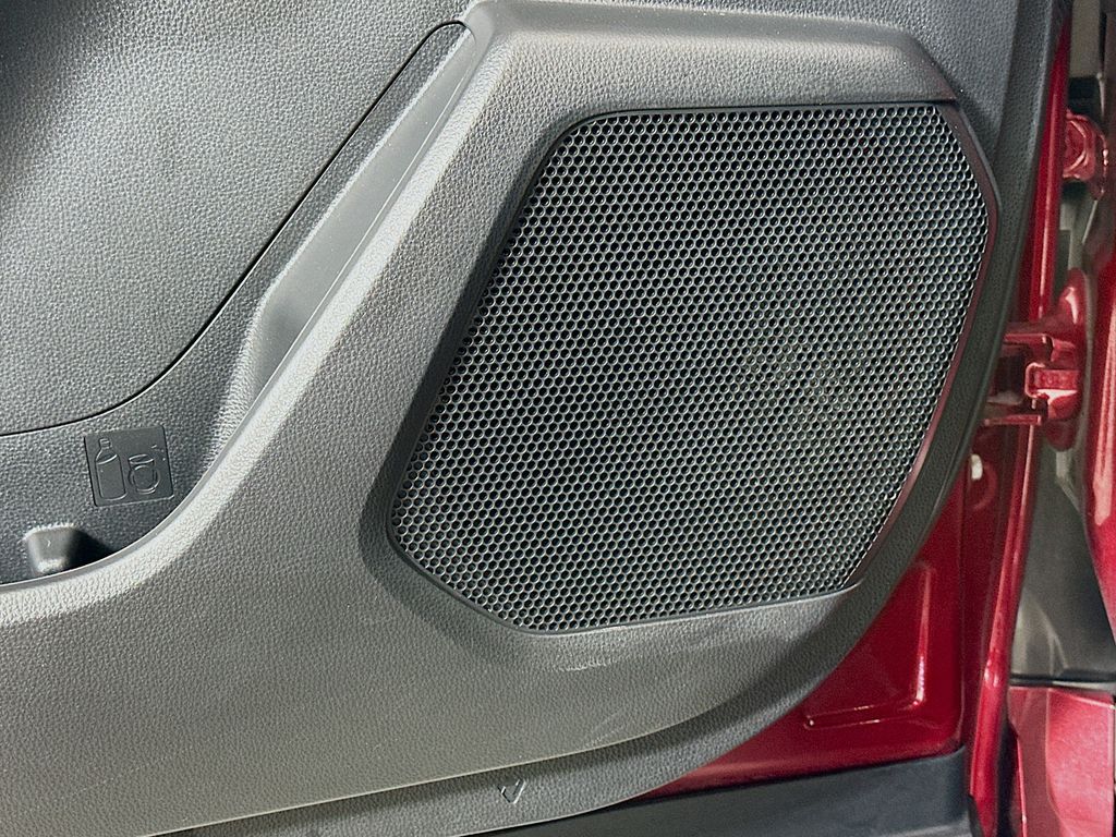 Thumbnail: 2021 Toyota Highlander - 19