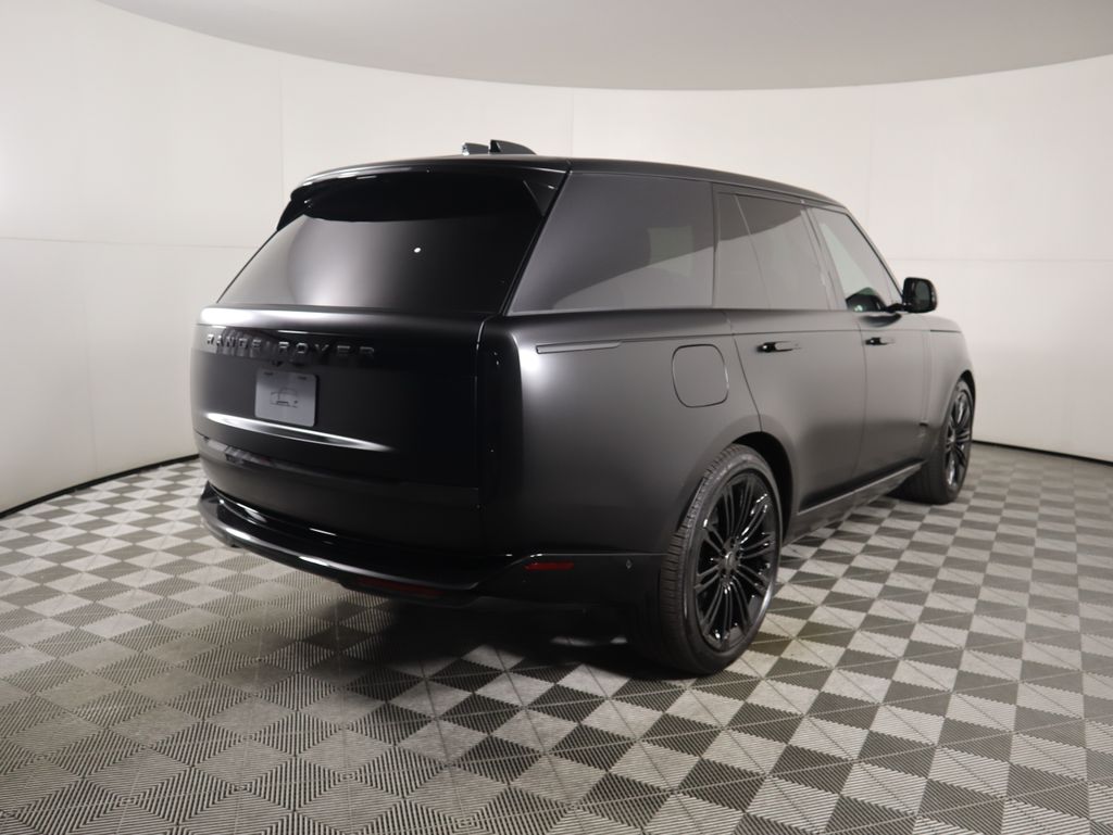 Thumbnail: 2025 Land Rover Range Rover - 5