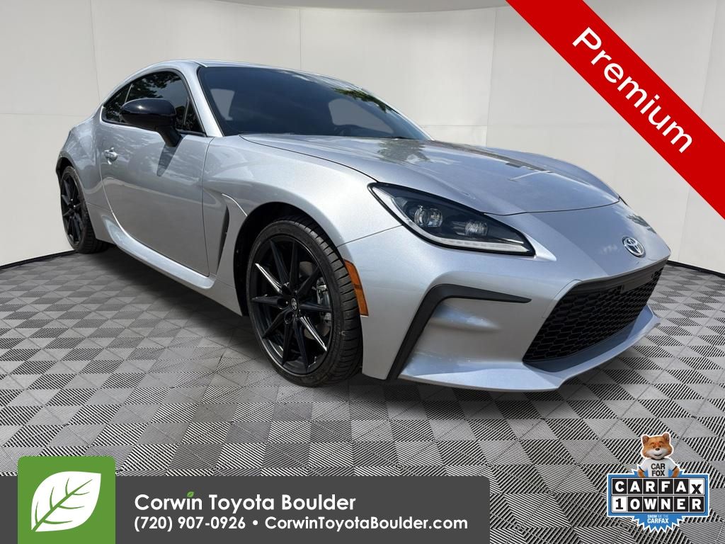 2025 Toyota GR86 Premium RWD