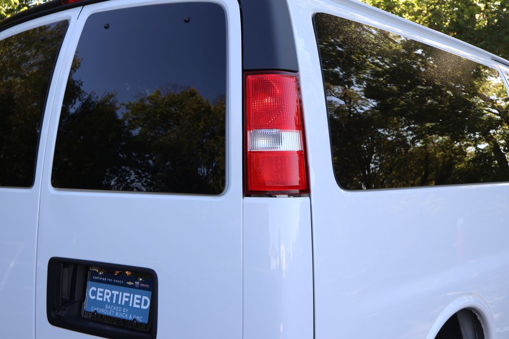 Thumbnail: 2024 Chevrolet Express - 9