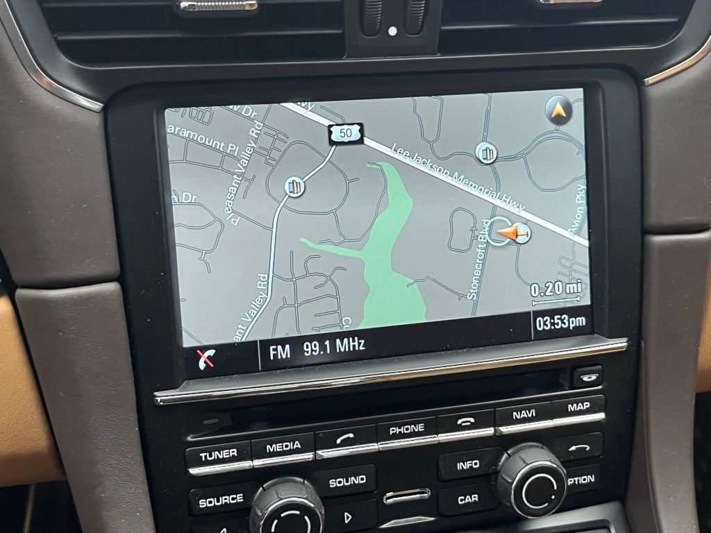 Thumbnail: 2015 Porsche 911 - 25