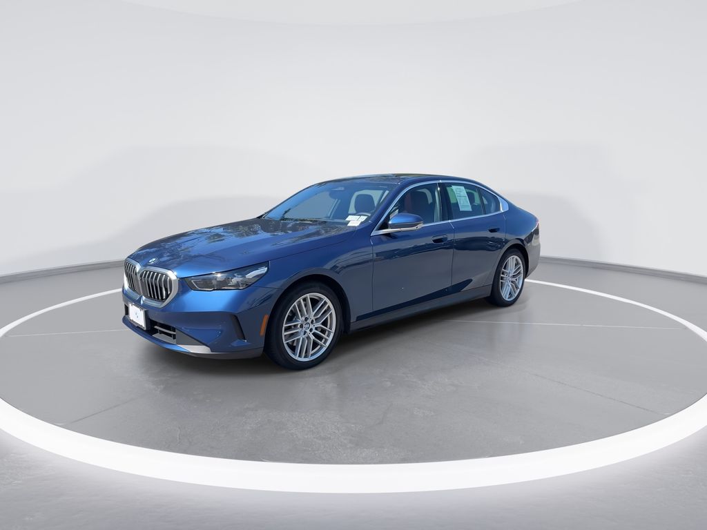 Thumbnail: 2025 BMW 5 Series - 4