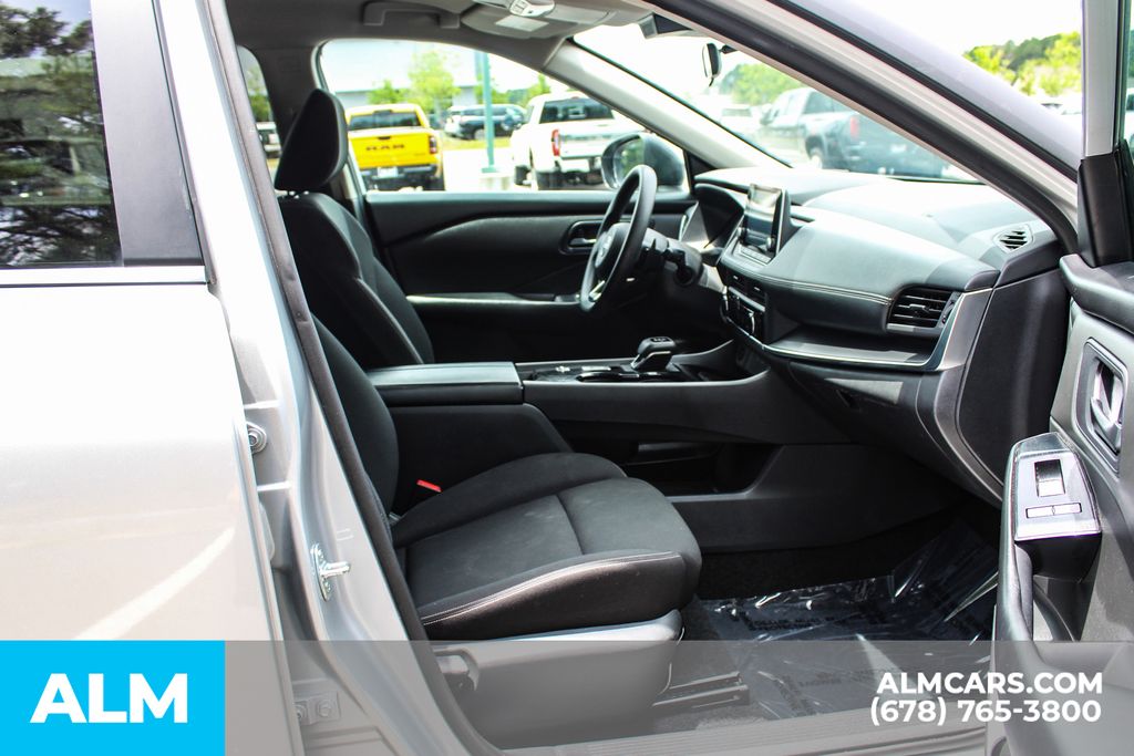 Used 2024 Silver Nissan S image 21