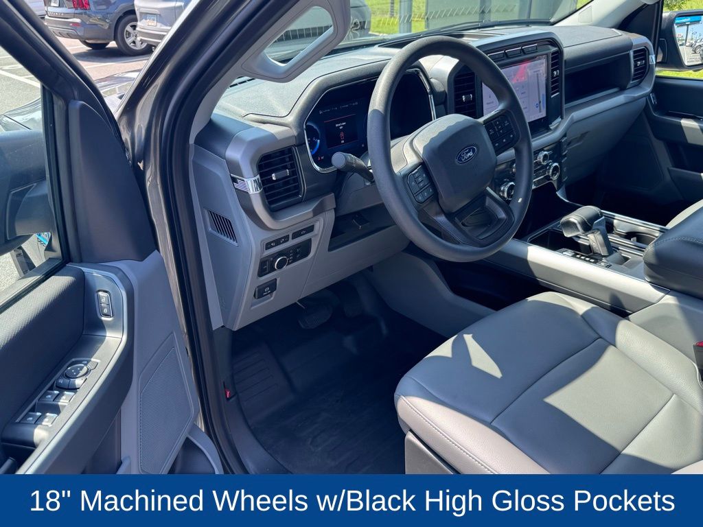 2024 Ford F-150 Lightning Pro