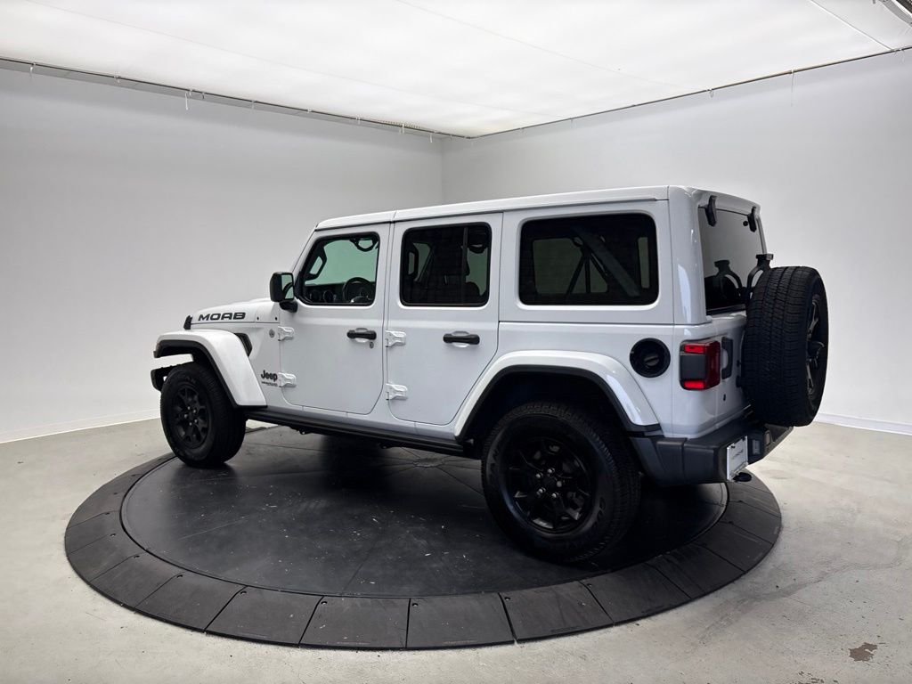 Thumbnail: 2019 Jeep Wrangler - 3