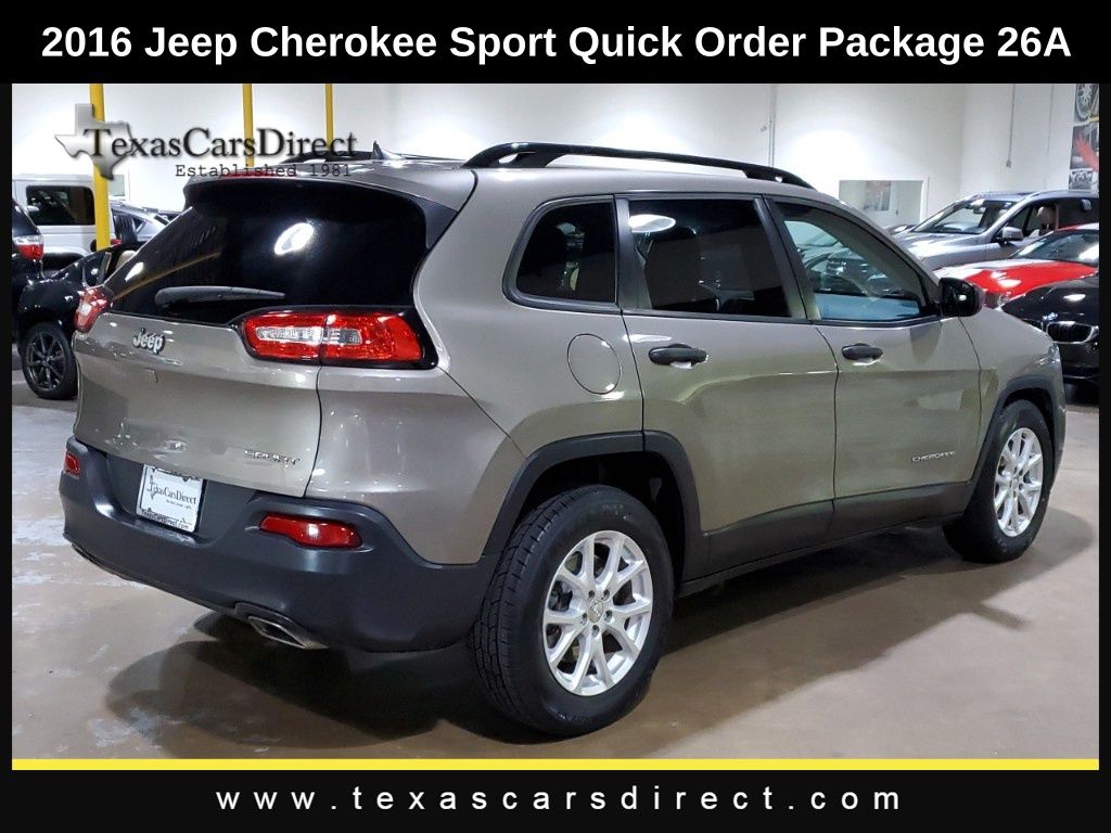 2016 Jeep Cherokee Sport 10