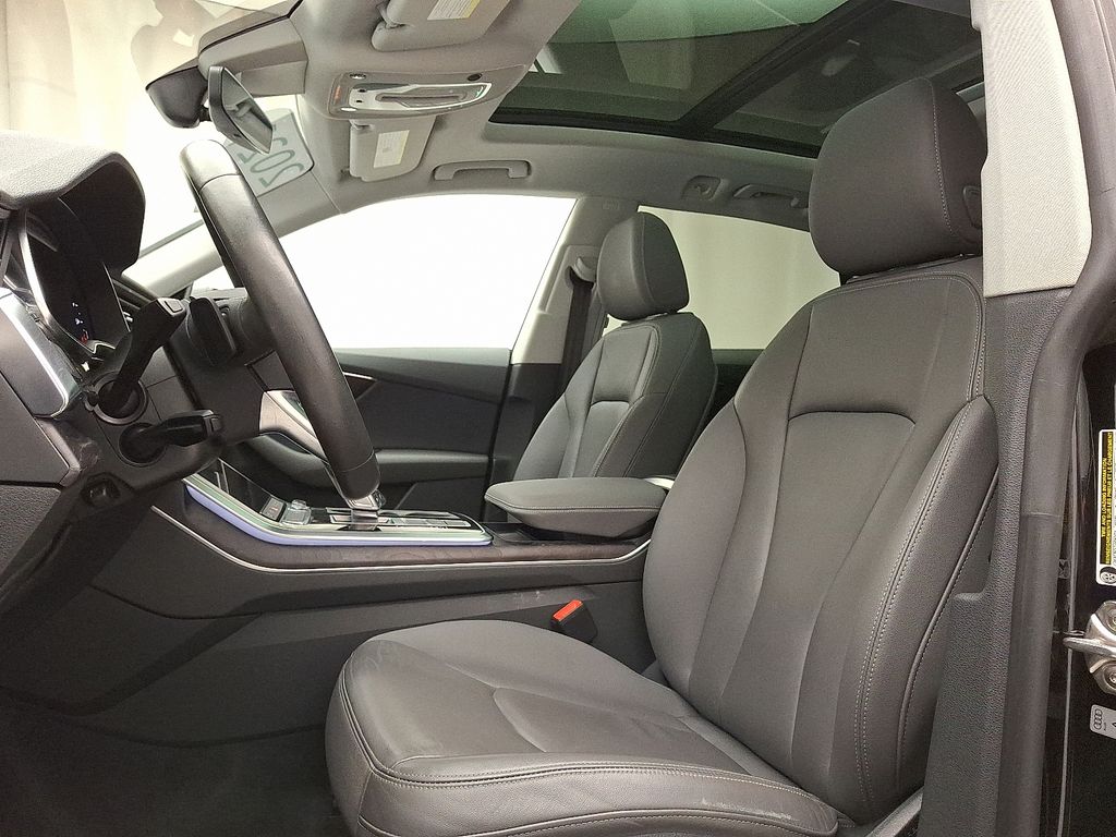 2021 Audi Q8 Premium 13