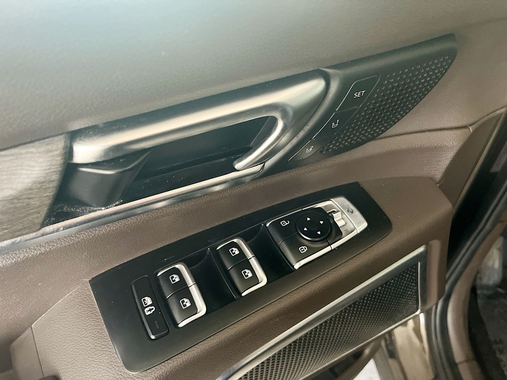 Used 2021 Green Kia SX image 18