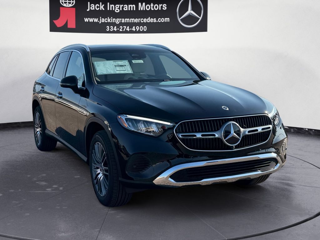 new 2026 Mercedes-Benz GLC car