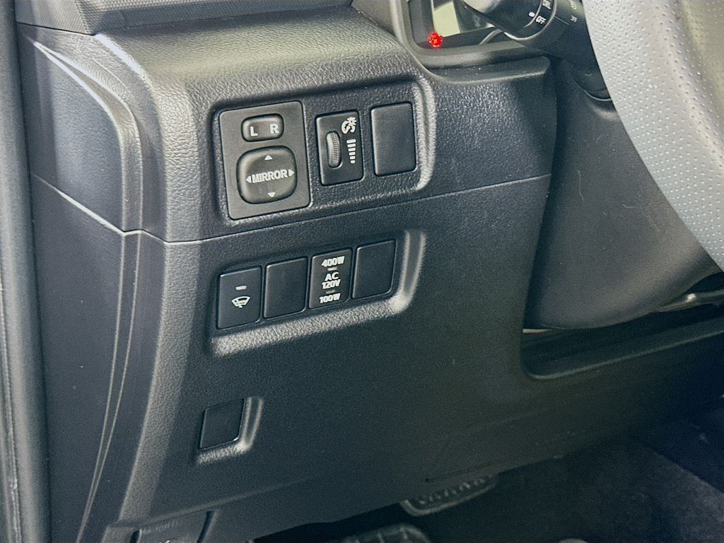 Thumbnail: 2019 Toyota 4Runner - 10