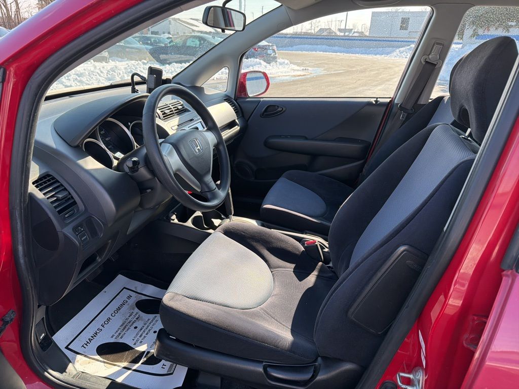 Thumbnail: 2008 Honda Fit - 17