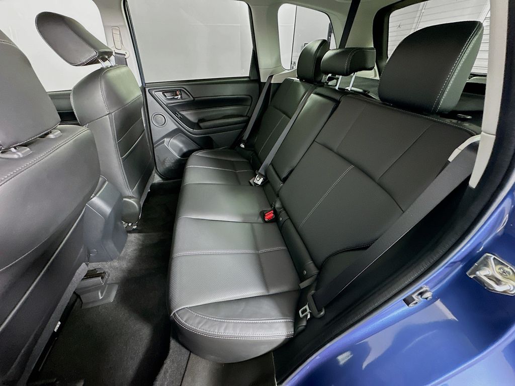 2017 Subaru Forester Touring 25