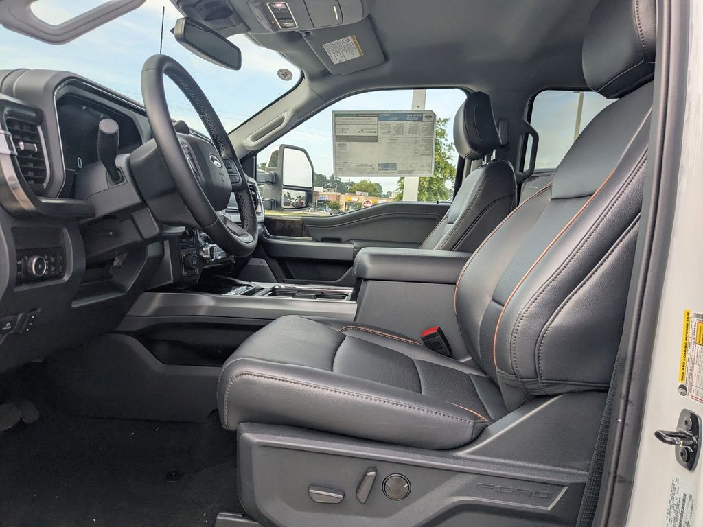 2025 Ford F-250 Super Duty Lariat