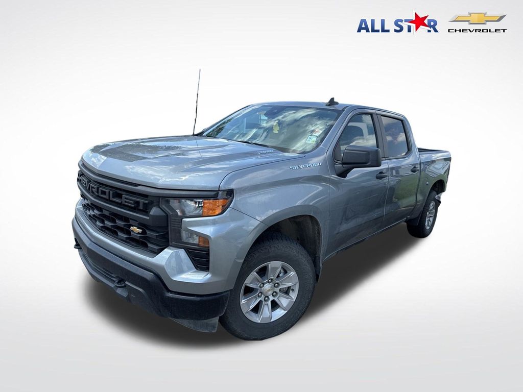 Sterling Gray Metallic 2025 Chevrolet Silverado 1500 Pickup Truck Four-Wheel Drive 8-Speed Automatic