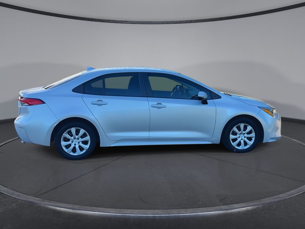 Thumbnail: 2024 Toyota Corolla - 9