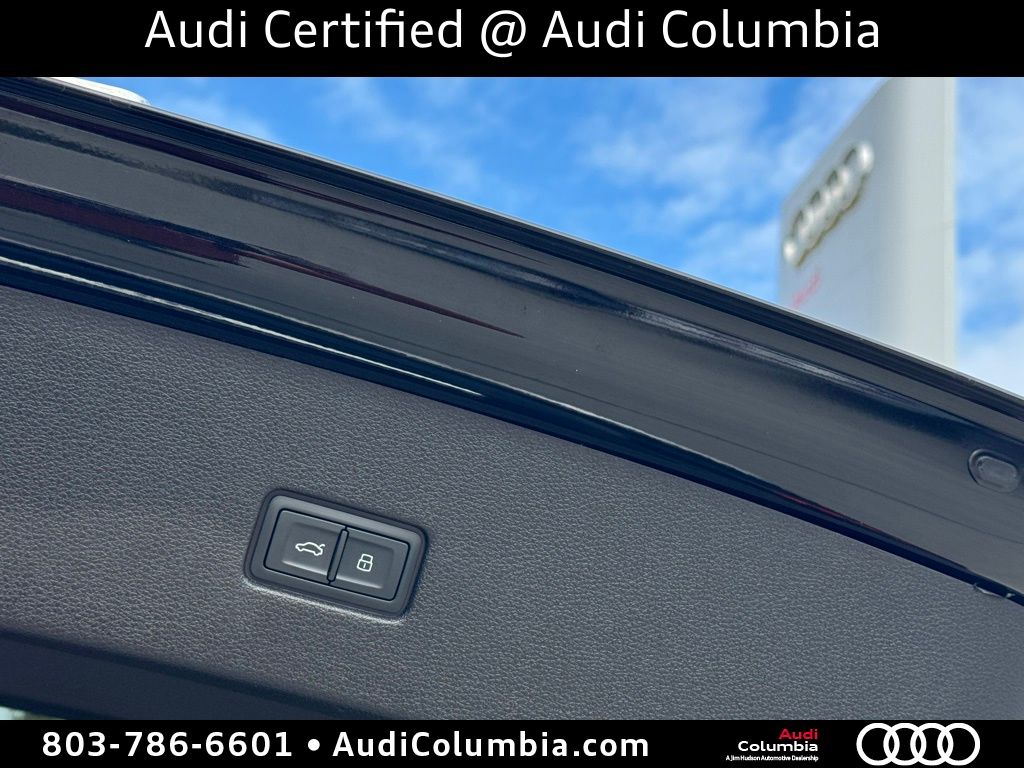 2022 Audi RS Q8 4.0T Mythos Black Metallic - Jim Hudson Acura - Image 17
