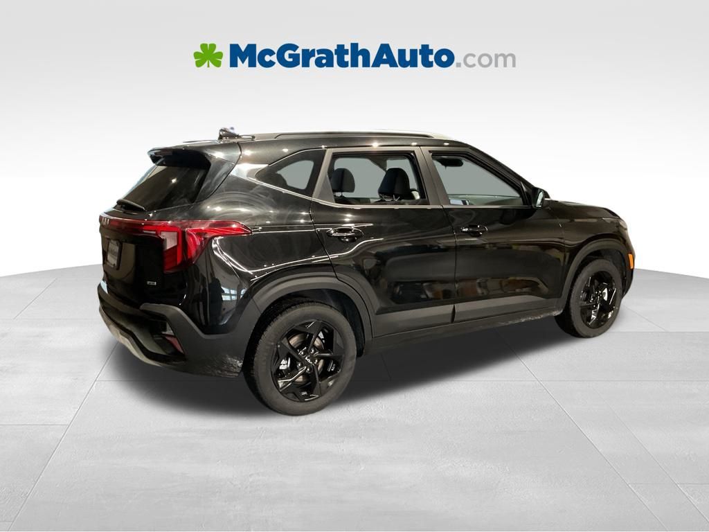 New 2026 Black Kia EX image 4