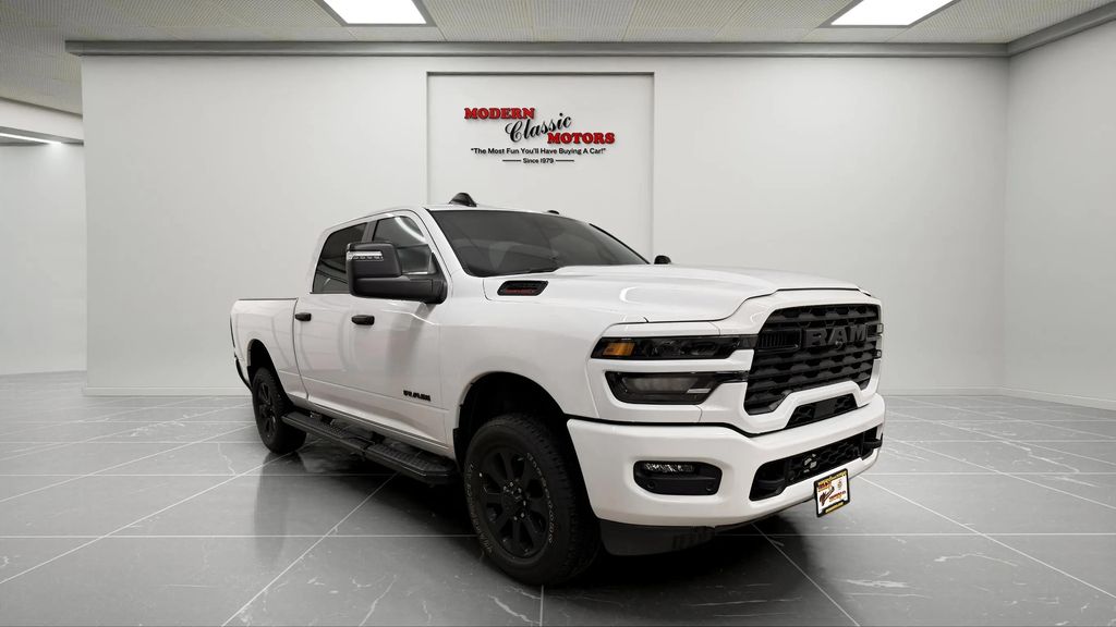 Bright White Clearcoat 2025 RAM 2500 Pickup Truck Four-Wheel Drive 8-Speed Automatic