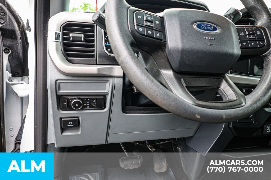 Used 2023 White Ford XLT image 24