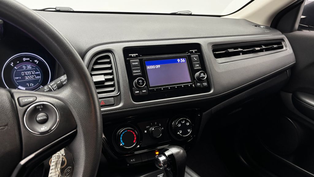 Thumbnail: 2018 Honda HR-V - 21
