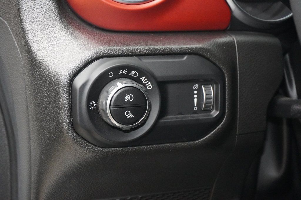 Used Car 2023 Jeep Gladiator  Rubicon For Sale Under $40,000 In Weatherford, Texas