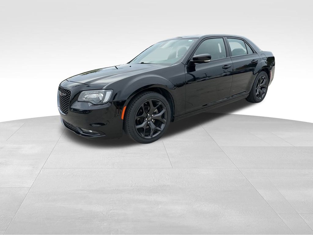 2022 Chrysler 300 S 3