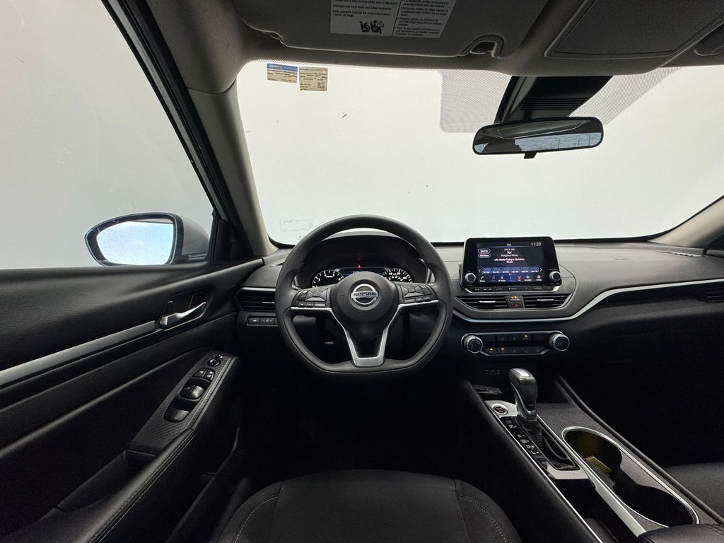 Used Car 2022 Nissan Altima  2.5 Sv For Sale Under $20,000 In Austin, Texas