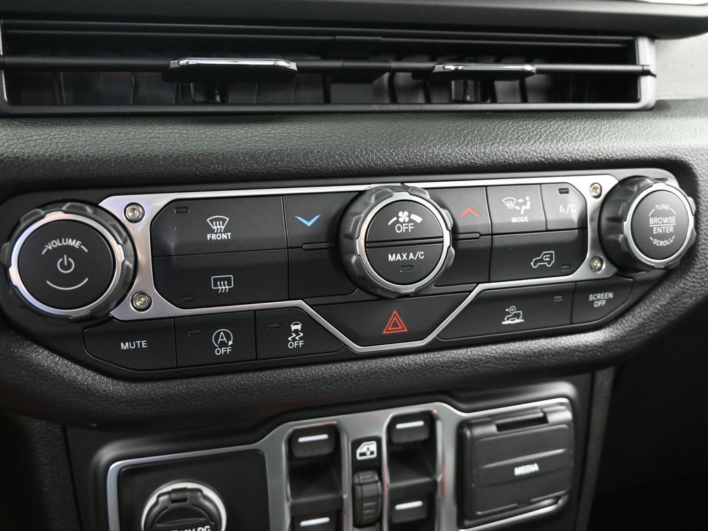 New 2026 41 Jeep Sport image 19