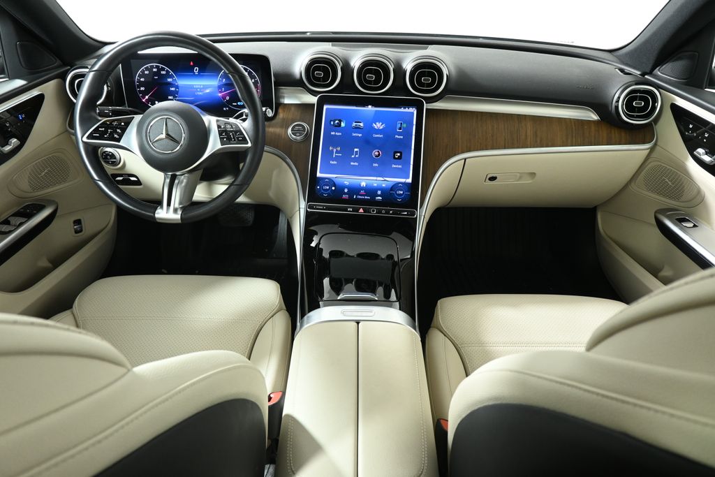 Thumbnail: 2022 Mercedes-Benz C-Class - 4