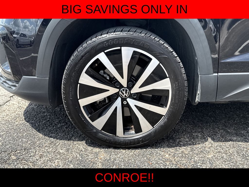2023 Volkswagen Taos 1.5T SE Black at Classic Elite Chevrolet Sugar Land