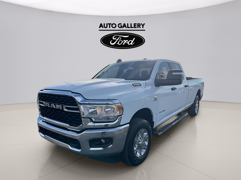 2023 RAM 3500 Big Horn 4X4 Crew Cab LWB's photo