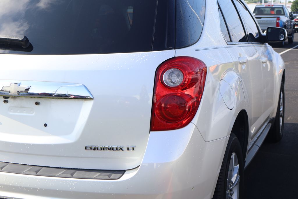 Thumbnail: 2012 Chevrolet Equinox - 8