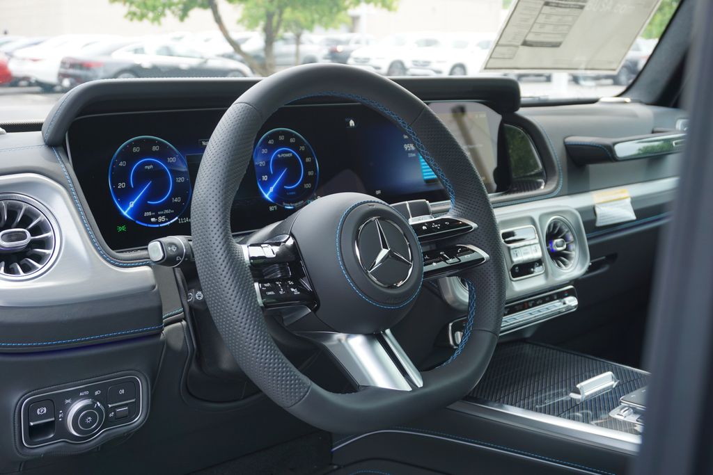 2025 Mercedes-Benz G-Class  24