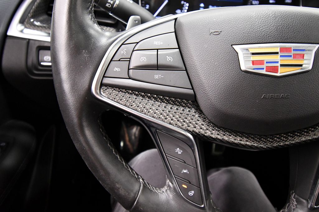 Used 2024 Cadillac XT5 SUV