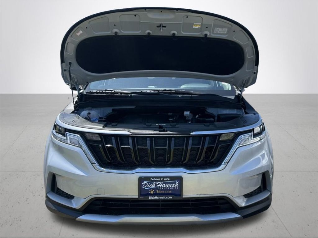 2022 Kia Carnival LXS