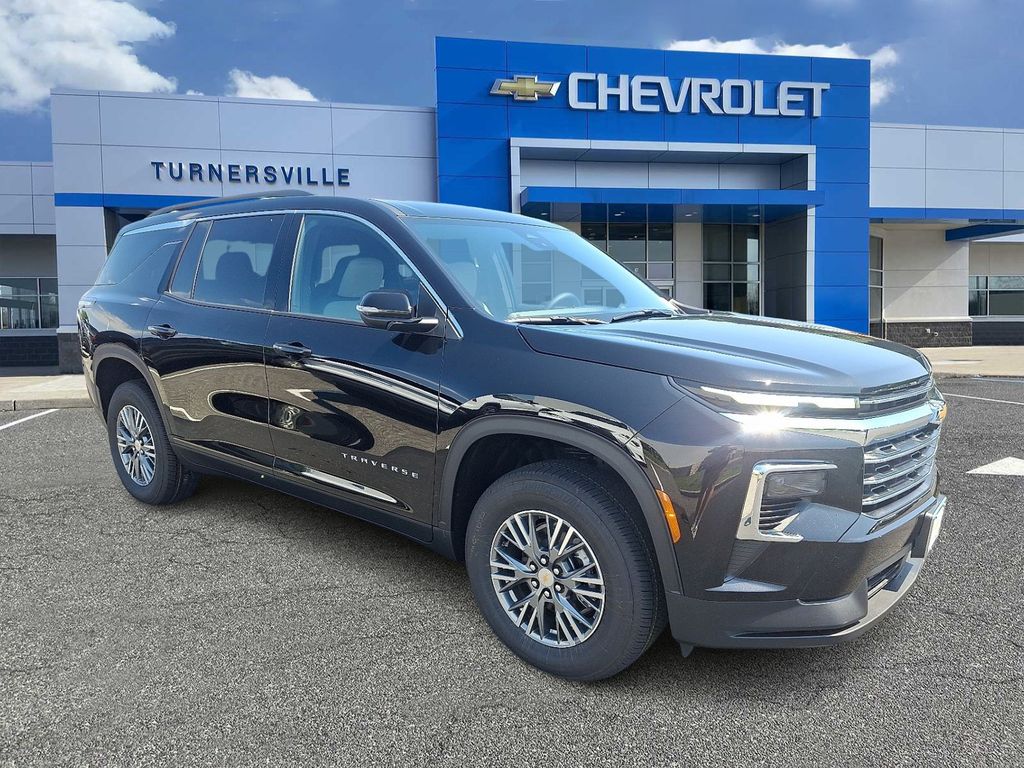 Thumbnail: 2027 Chevrolet Traverse - 2