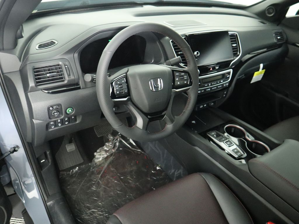 Thumbnail: 2025 Honda Ridgeline - 9