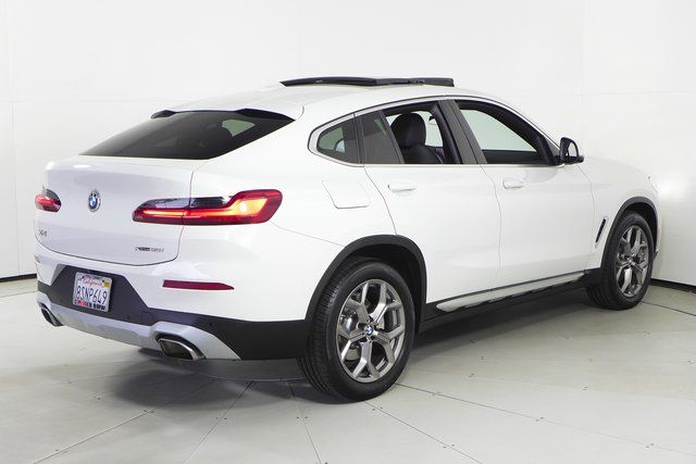 2022 BMW X4 xDrive30i 7