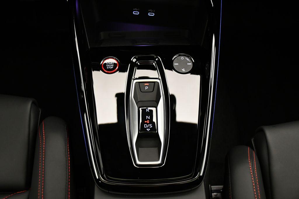 Thumbnail: 2026 Audi RS 3 - 28