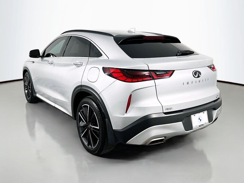 2022 INFINITI QX55 Essential 7