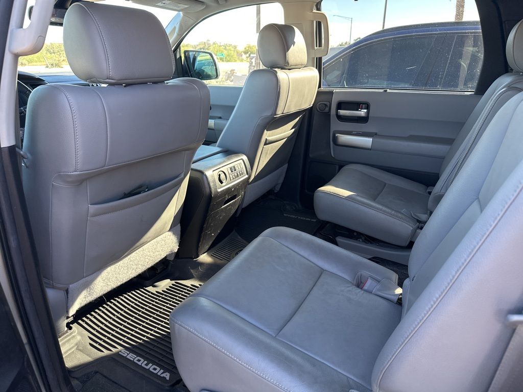 Thumbnail: 2021 Toyota Sequoia - 6