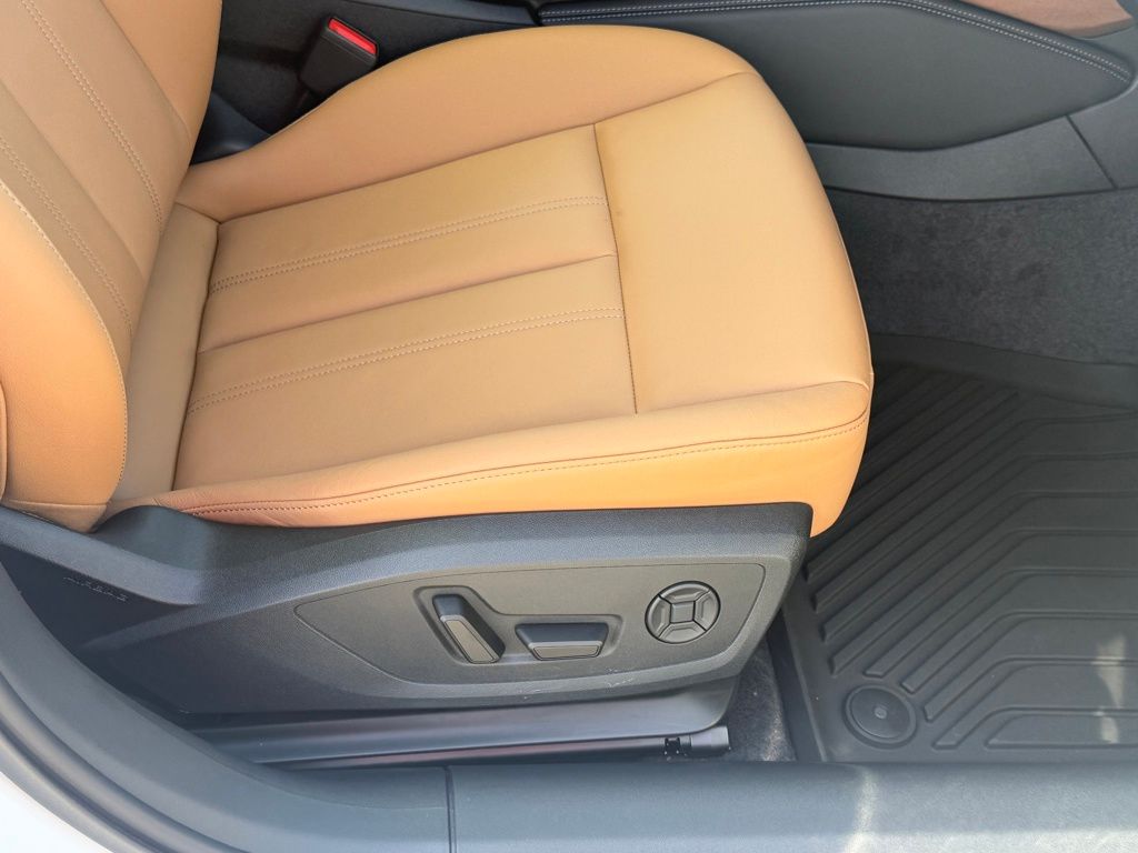 New 2025 White Audi 2.0T Premium image 41