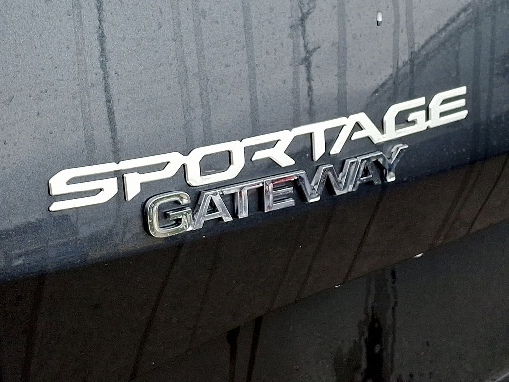 2025 Kia Sportage LX Hybrid - Photo 12