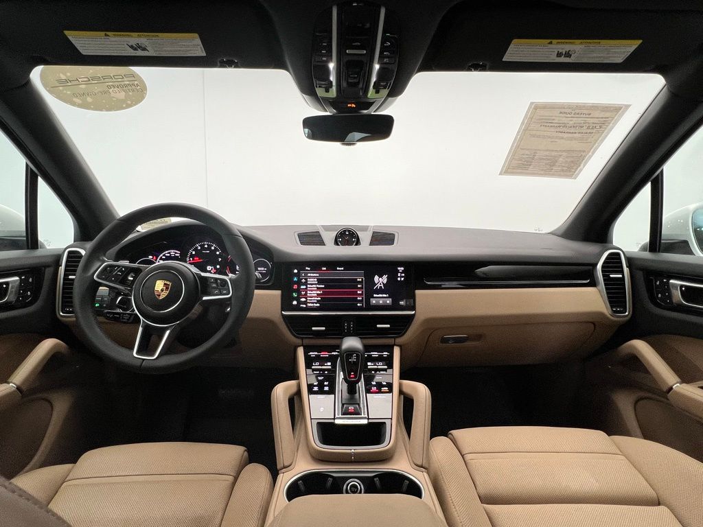 Thumbnail: 2023 Porsche Cayenne - 6