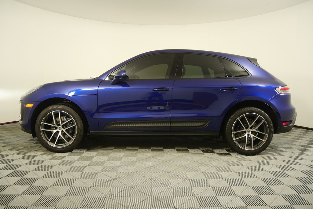 Thumbnail: 2025 Porsche Macan - 6