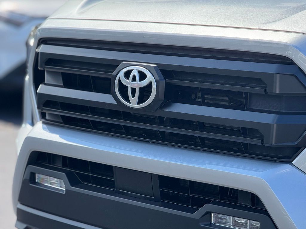 2025 Toyota Tacoma SR5 Double Cab photo 6